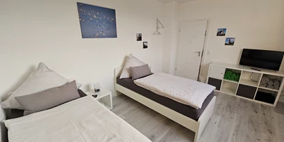 Monteurwohnung - Kaffeemaschine - Schleswig-Holstein - Zimmer 5 - Monteurzimmer Ferienwohnung 4 Personen Kiel-Meimersdorf