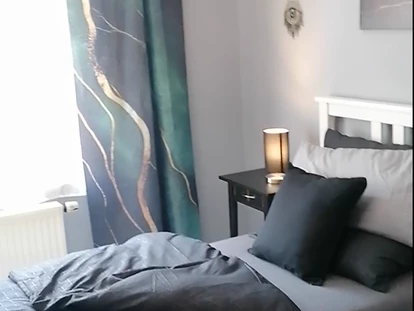 Monteurwohnung - PLZ 79804 (Deutschland) - Gold-Grünes Zimmer Video auf der Homepage - Rückzugsort an der malerischen Grenze zwischen Deutschland und der Schweiz