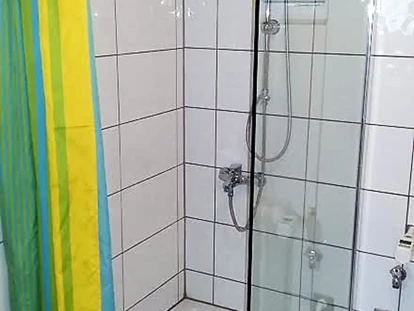Monteurwohnung - TV - Deutschland - Gemeinschaftsbad mit Dusche - Monteurzimmer im Höfle