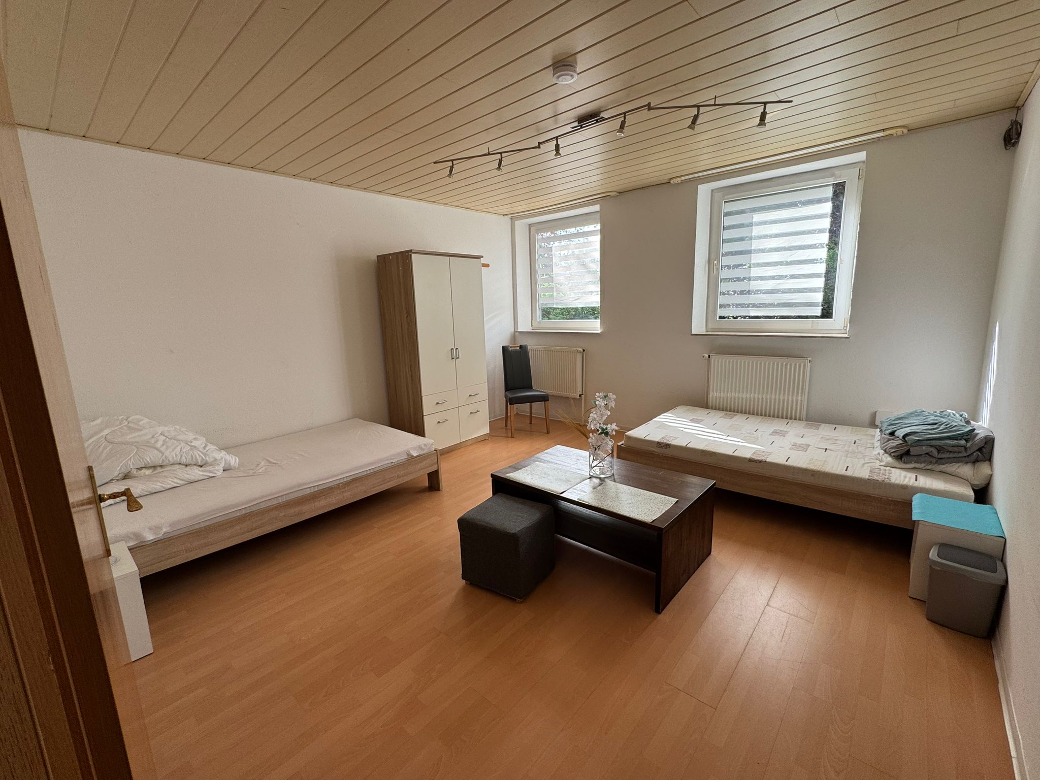 Monteurwohnung - PLZ 26215 (Deutschland) - Großes Zimmer für bis zu 4 Personen - Samantys Zimmer