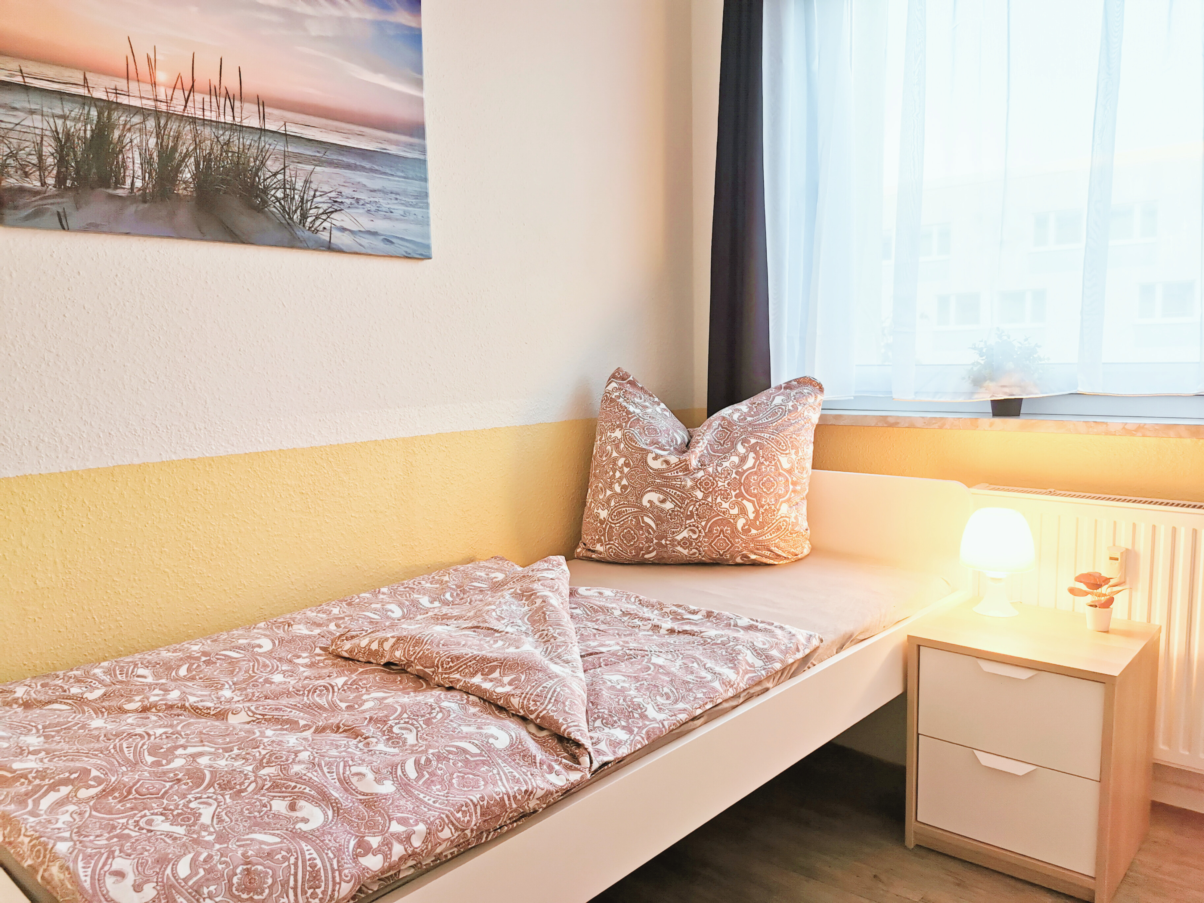 Monteurwohnung - Kaffeemaschine - Vogtland - Schlafzimmer - flex living - Monteurwohnungen in Zwickau