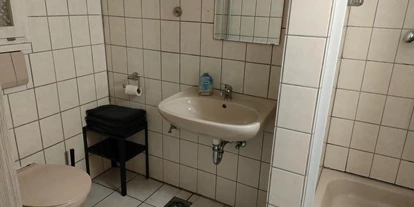 Monteurwohnung - PLZ 31860 (Deutschland) - Badezimmer Appartement
 - Easy Home Wohnen auf Zeit 5 separate Wohneinheiten
