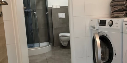 Monteurwohnung - PLZ 31860 (Deutschland) - Badezimmer Wohnung 4 - Easy Home Wohnen auf Zeit 5 separate Wohneinheiten
