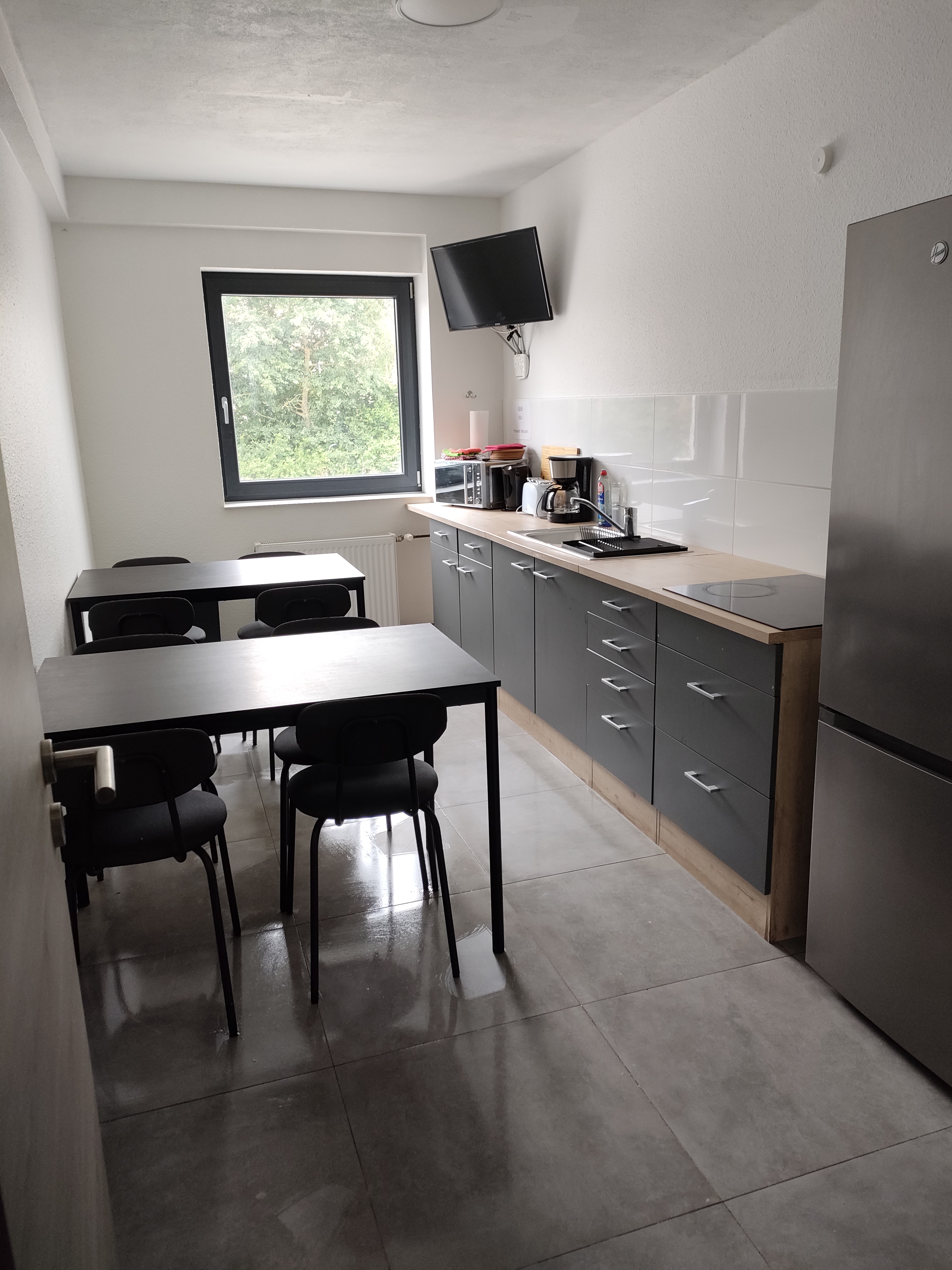 Monteurzimmer: Küche Wohnung 1 - Easy Home Wohnen auf Zeit 5 separate Wohneinheiten 