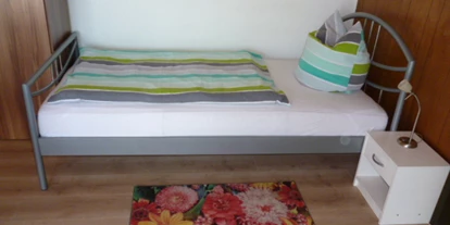 Monteurwohnung - PLZ 75433 (Deutschland) - Bett - Ferienwohnung Serres
