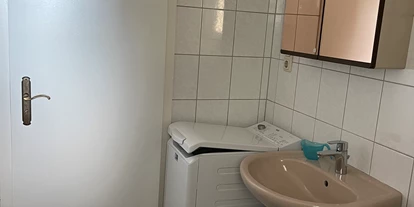Monteurwohnung - Küche: Gemeinschaftsküche - Deutschland - Bad - Monteurzimmer in Grimmen