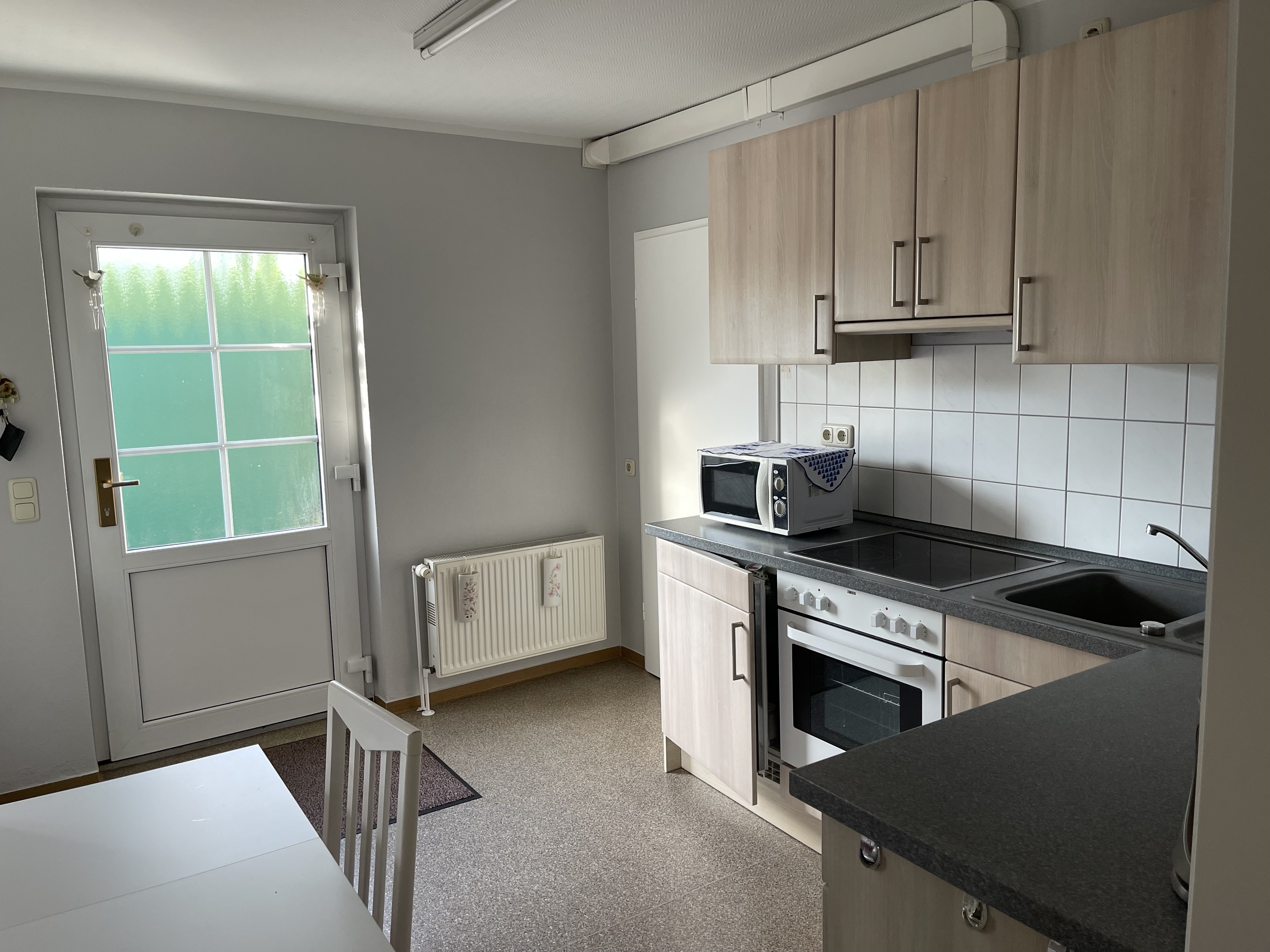 Monteurwohnung - Vorpommern - Küche - Monteurzimmer in Grimmen