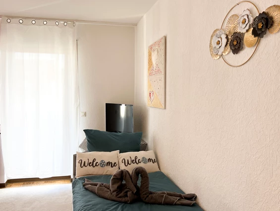 Monteurzimmer: 2-Zimmer-Wohnung mit Balkon – ideal für Monteure & Pendler