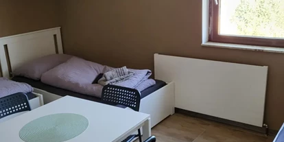 Monteurwohnung - Parkplatz: eigener Parkplatz vorhanden - Österreich - The RoomCenter e.U.