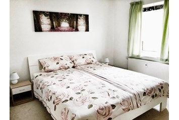 Monteurzimmer: Schlafzimmer - Aufbettung möglich - Ferienwohnung Marta