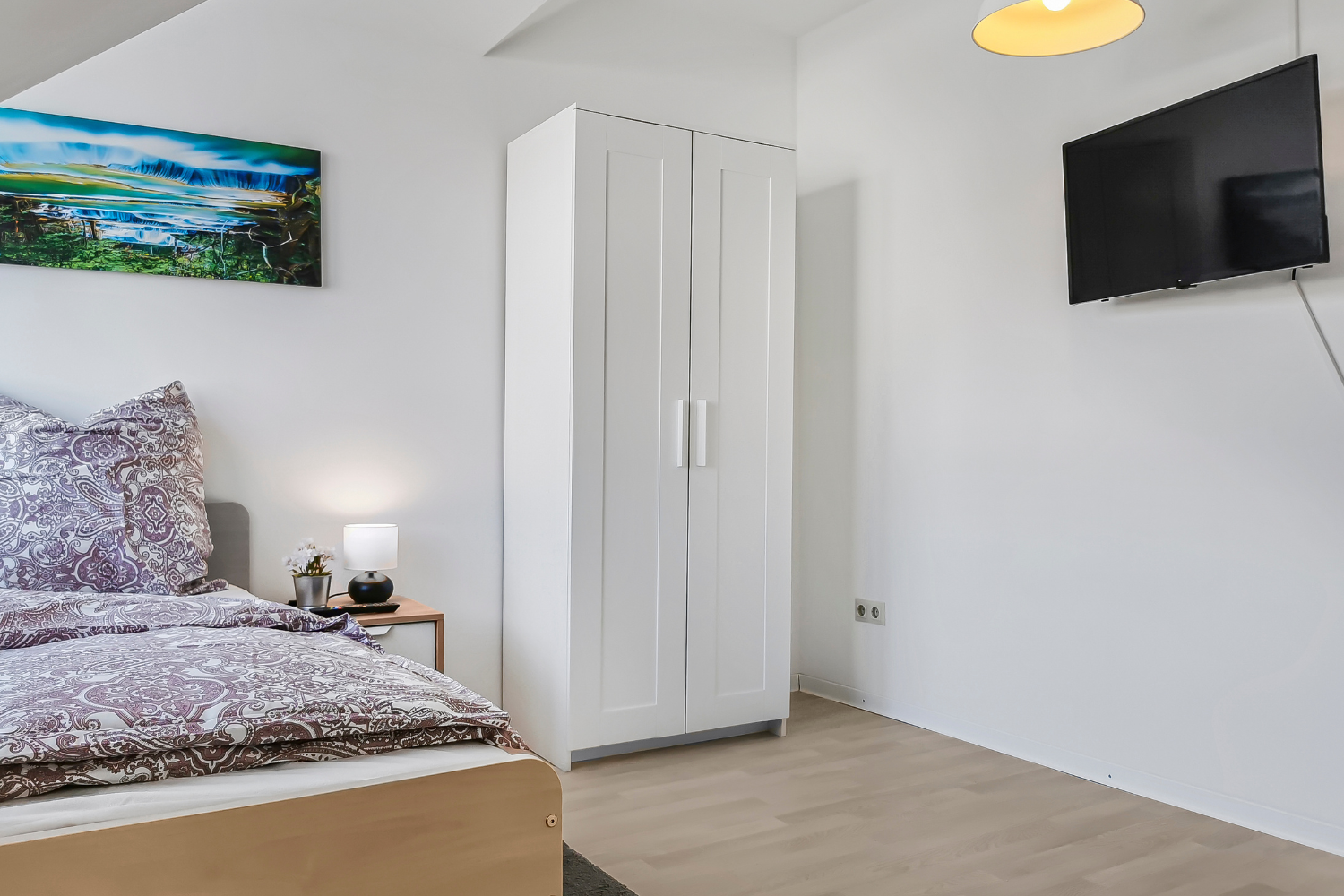 Monteurwohnung - Bettwäsche: Bettwäsche inklusive - Bayern - Schlafzimmer - flex living -  Monteurwohnungen in Aham / Landshut