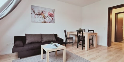 Monteurwohnung - Oberhausen (Oberhausen, Stadt) - Wohnzimmer - flex living -  Monteurwohnungen in Duisburg