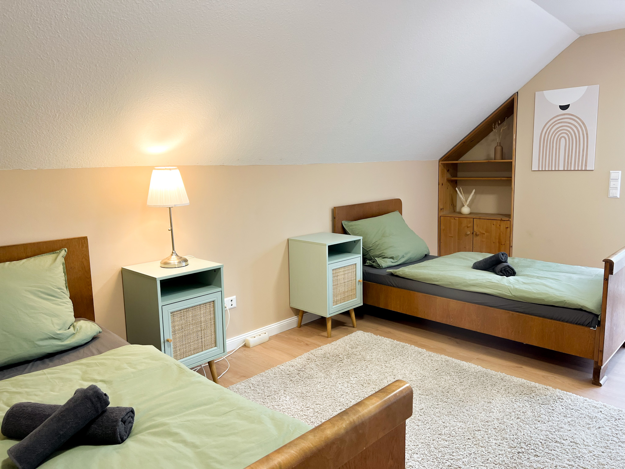 Monteurwohnung: Monteurwohnung 6 Pers/4SZ. Untermünkheim • Küche, WLAN, Parkplatz, Waschmaschine