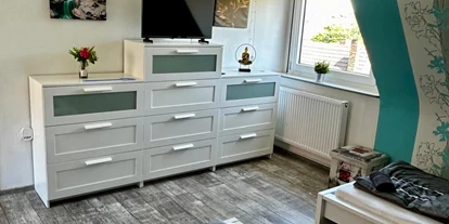 Monteurwohnung - PLZ 97342 (Deutschland) - Zimmer 1 - Gemütliches Zuhause auf Zeit: Monteurwohnung/Ferienwohnung