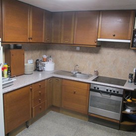 Monteurzimmer: Küche zur Mitbenutzung - Ruhige Zimmer Ferienwohnung für Urlauber oder Monteure in Zentraler Lage Stadtmitte Nördlingen