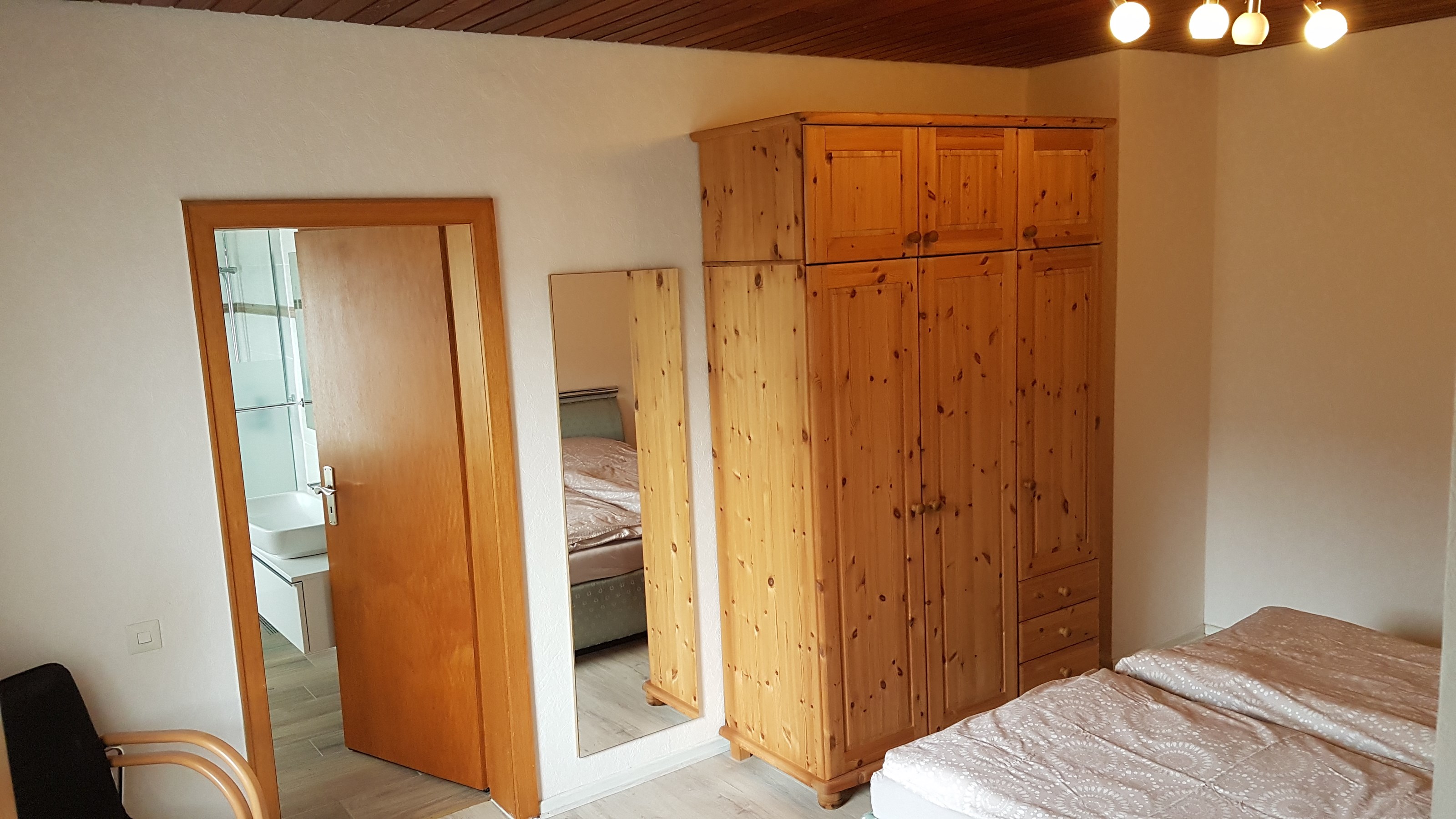 Monteurzimmer: Schlafzimmer - Fewo Mendig 4 Berge 