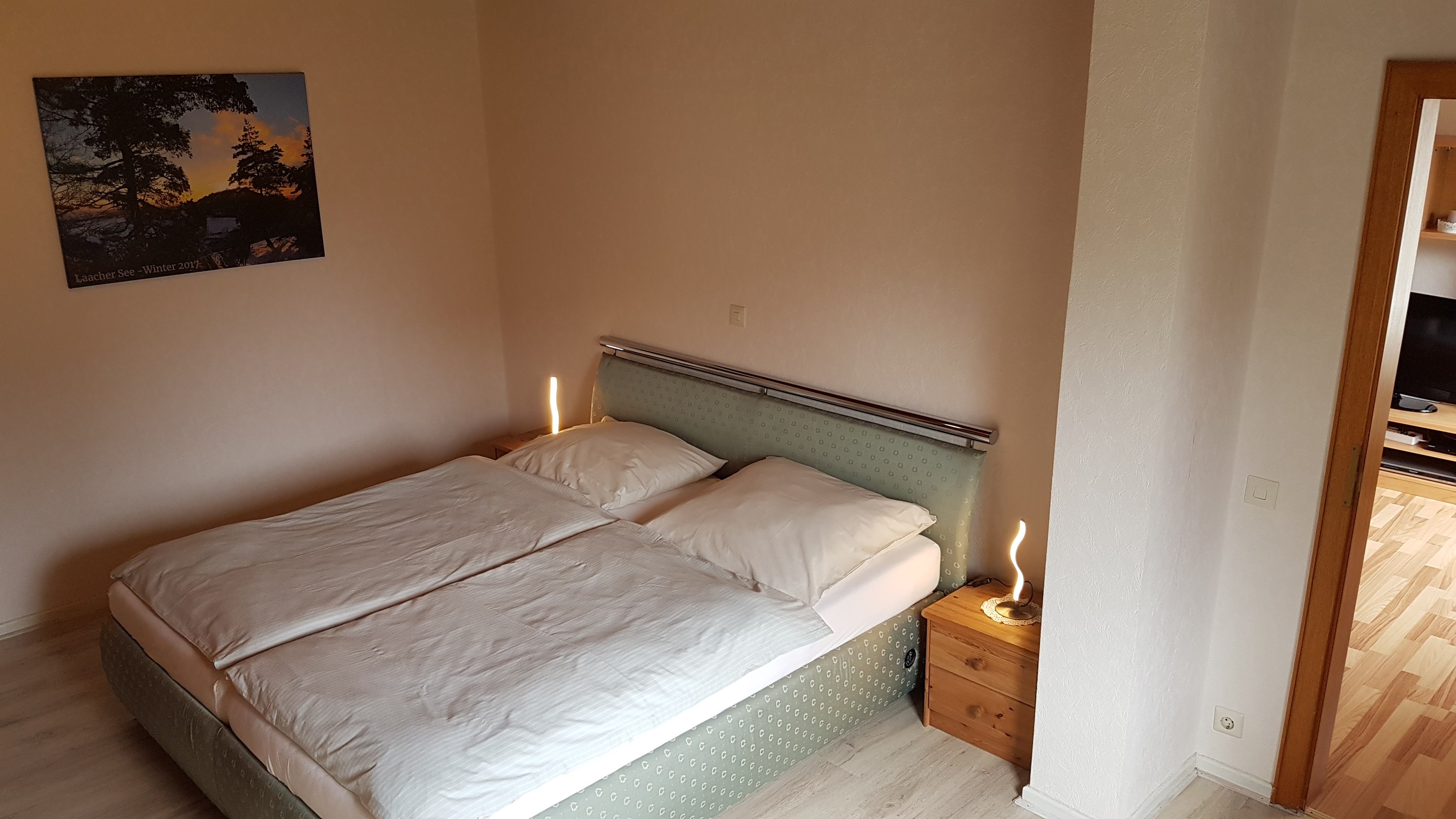 Monteurzimmer: Doppelbett - Fewo Mendig 4 Berge 