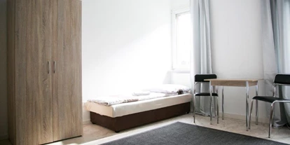 Monteurwohnung - Kleinostheim - weiteres Zimmer - Zimmer in Waldaschaff