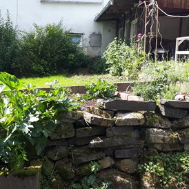 Monteurzimmer: Gartenansicht - Ferienwohnung Mika 1km von Bad Marienberg