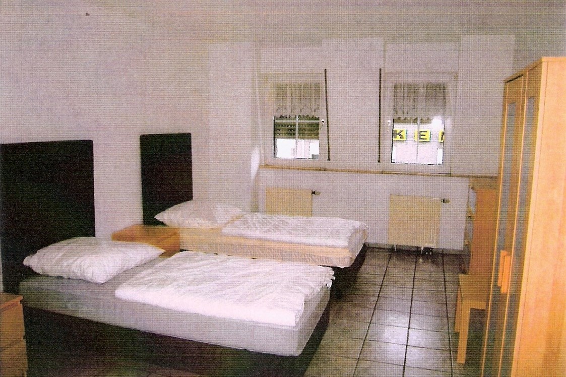 Monteurzimmer: Einzelbetten der Monteurunterkunft in Elsdorf - 6 Monteurzimmer und 2 kl. Appartements für Monteure