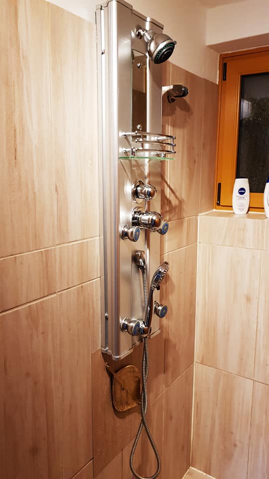 Monteurwohnung - TV - Faakersee - Die Dusche - Ferienwohnungen Monfreda - Made for better days 