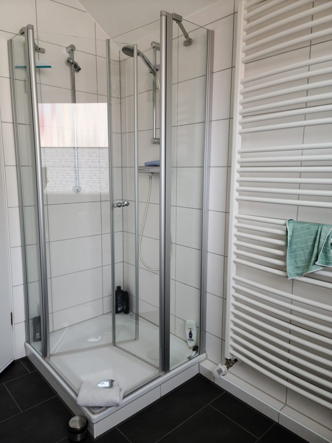 Monteurzimmer: Badezimmer - Monteur, Ferienwohnung, Pension, Zimmer,  Gütersloh A2/A33