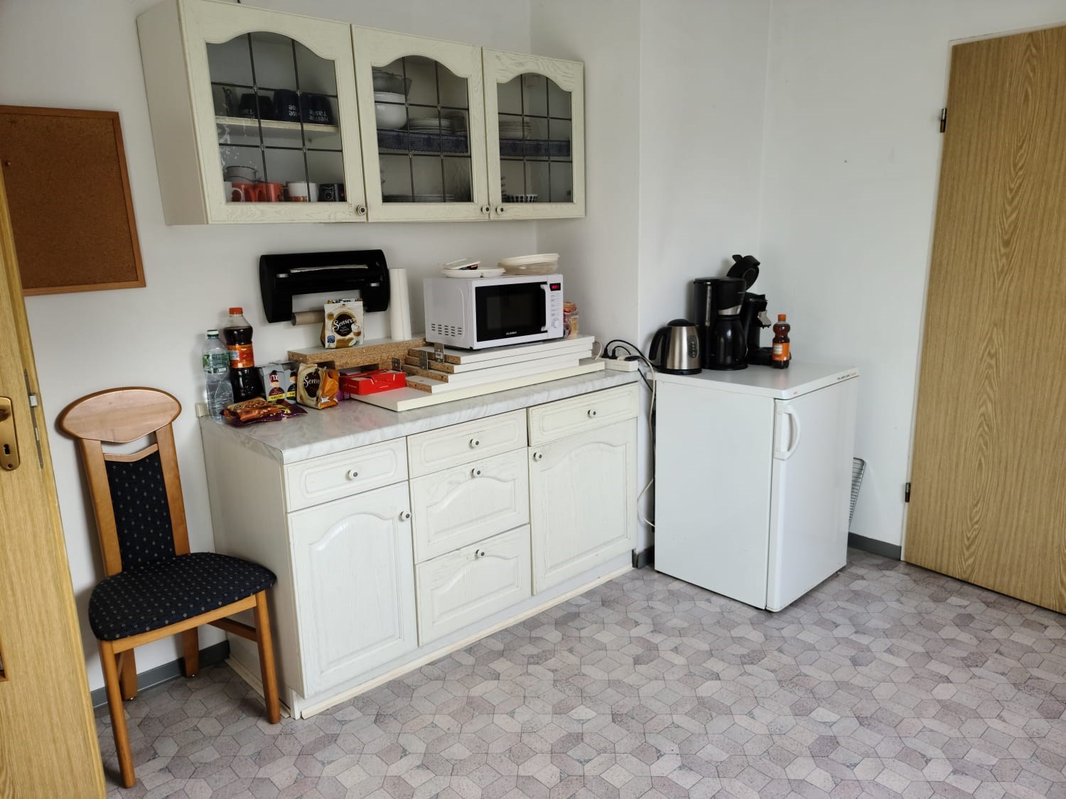 Monteurzimmer: Küche links - Monteur, Ferienwohnung, Pension, Zimmer,  Gütersloh A2/A33