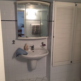 Monteurwohnung: WC mit Duschbad - Monteurwohnung Luckenwalde/Frankenfelde