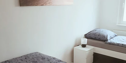 Monteurwohnung - Kaffeemaschine - Schleswig-Holstein - Schlafzimmer - flex living Monteurzimmer Stralsund