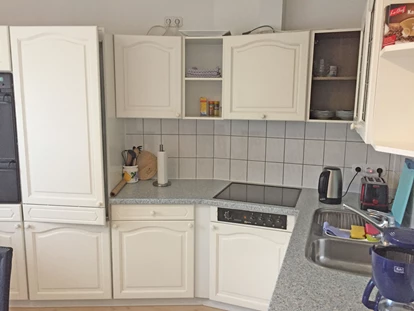 Monteurwohnung - TV - Deutschland - Ferienwohnung 2, Küche mit Tisch und Stühlen - Craftman's Home