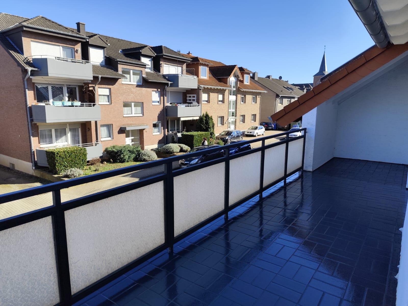 Monteurzimmer: Zu Vermieten: Möbliertes Haus 260m² für 6-10 Personen   