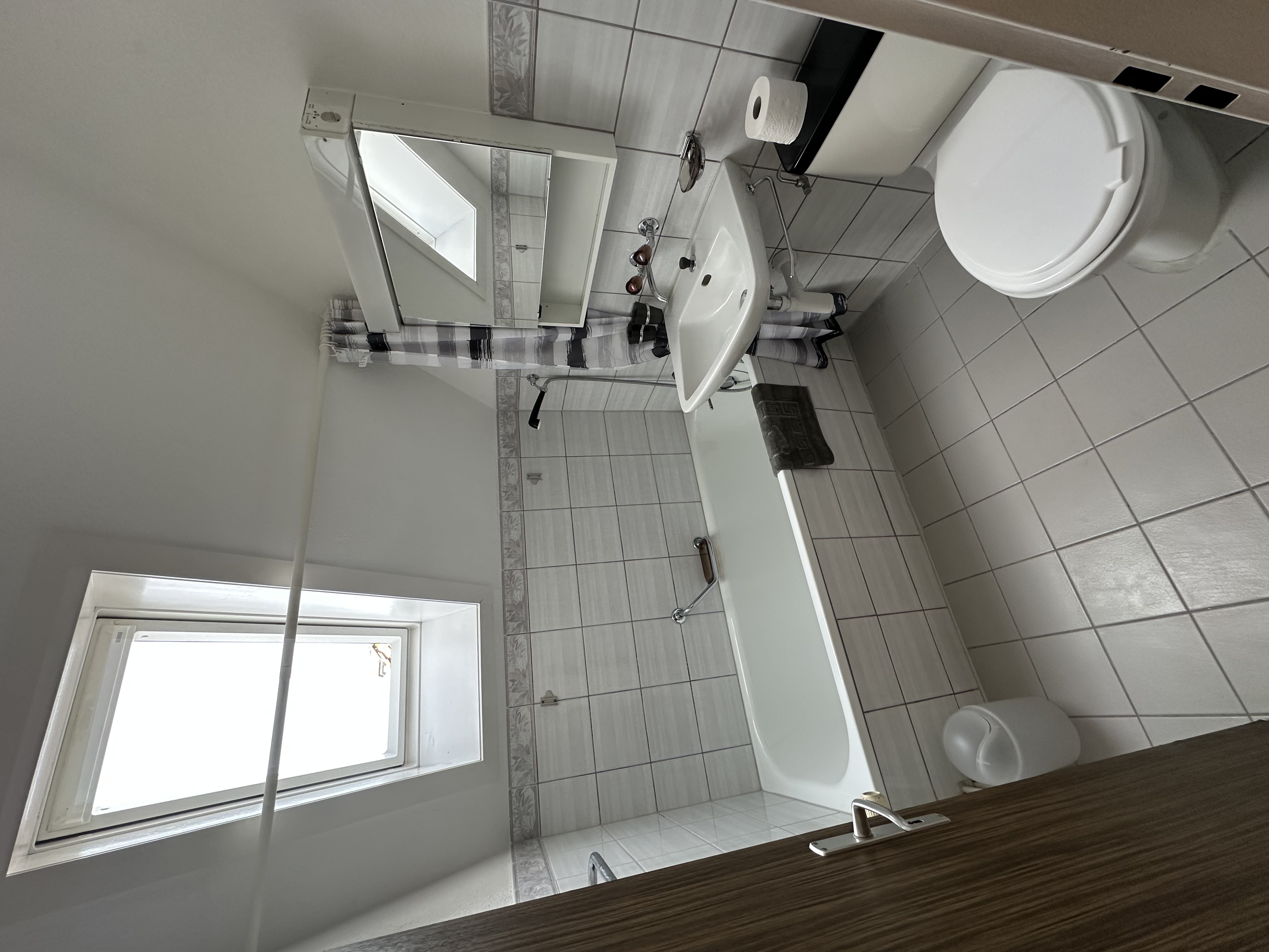 Monteurwohnung - Kühlschrank - Schweiz - Weekstay Ebnat-Kappel _ Work.Rest.Repeat