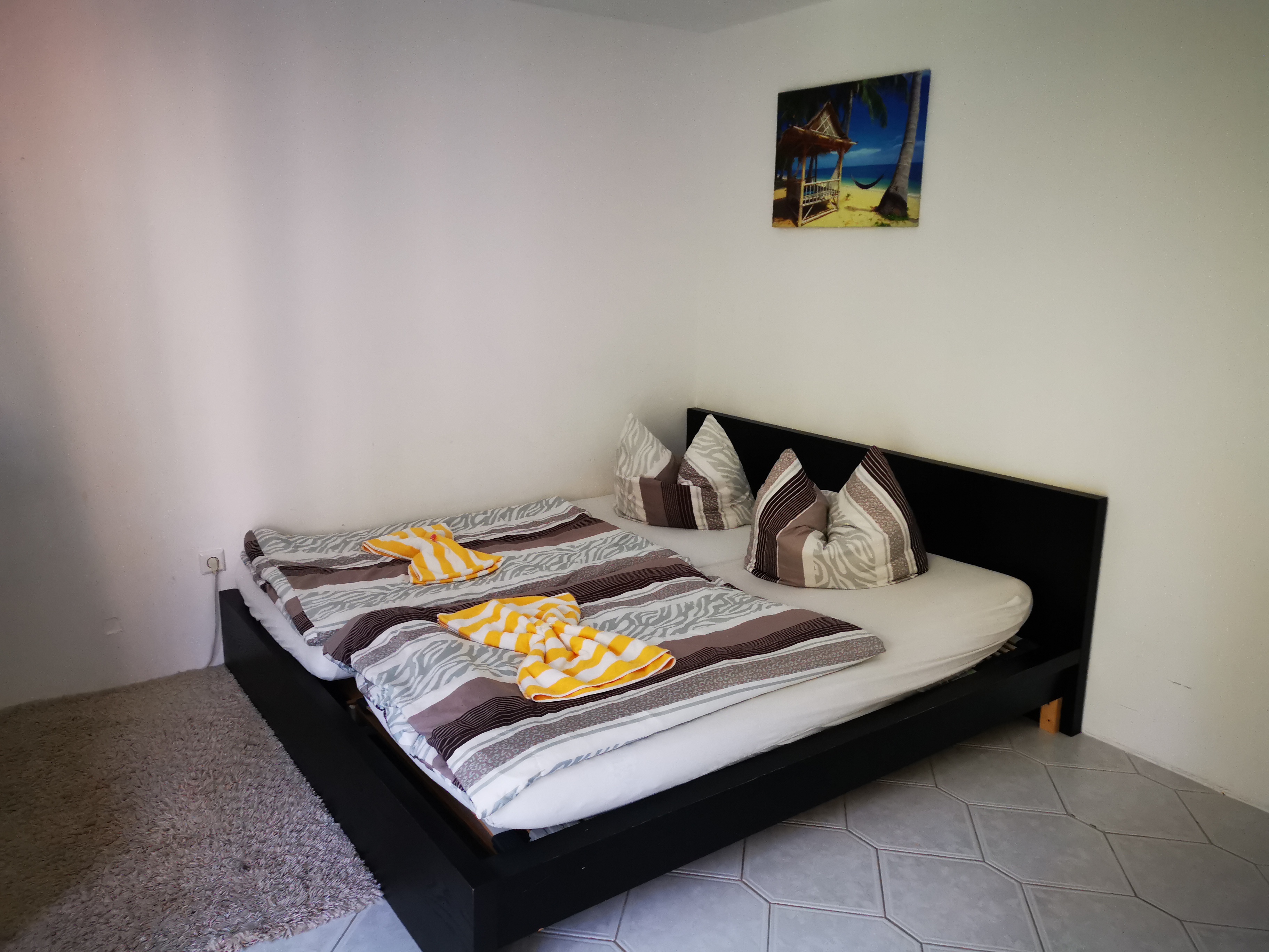 Monteurwohnung - TV - Bayern - Doppelbett - Monteurwohnung Sauter