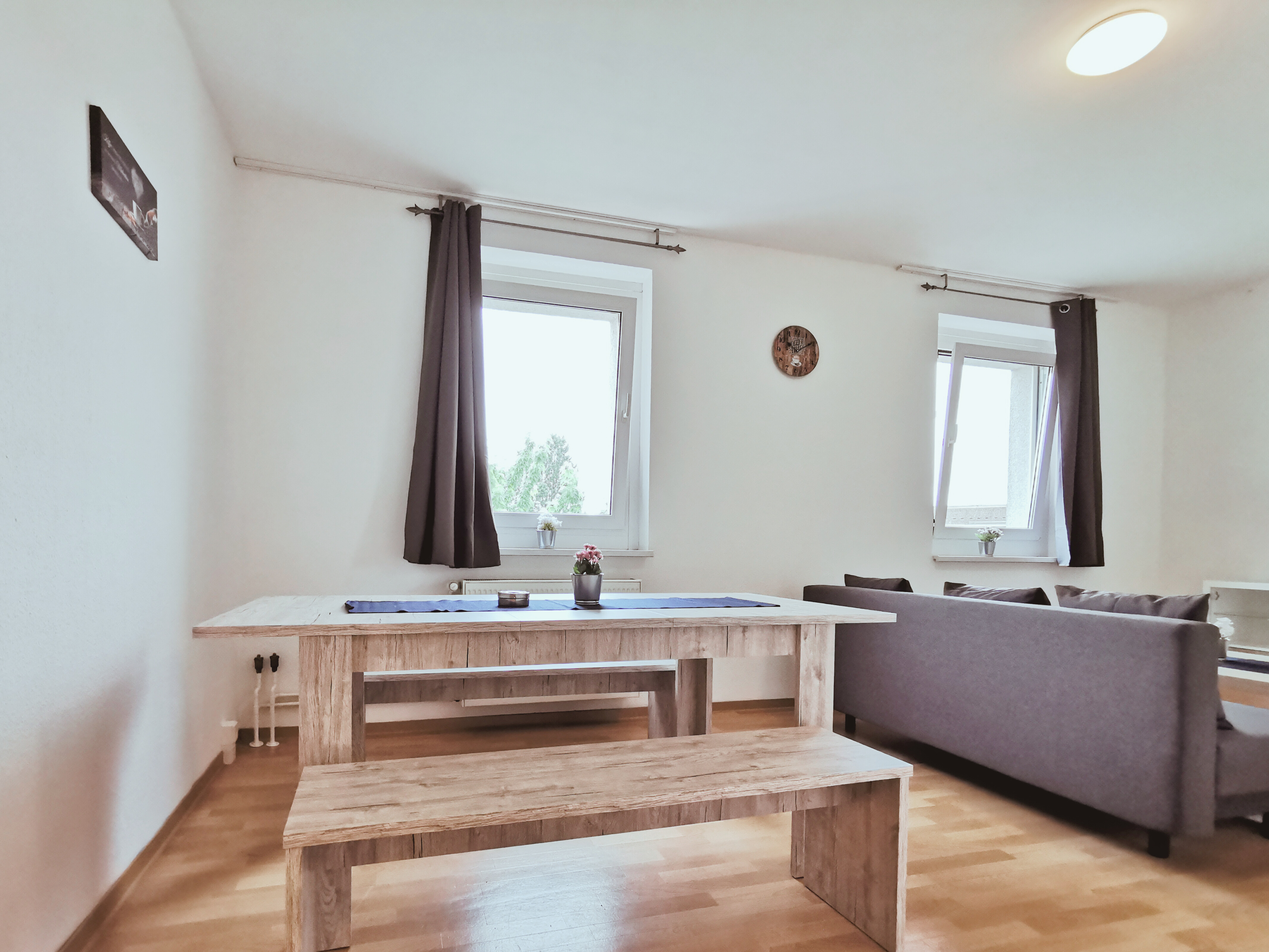 Monteurwohnung - Brandenburg Nord - Wohnzimmer - flex living -  Monteurwohnungen in Brandenburg