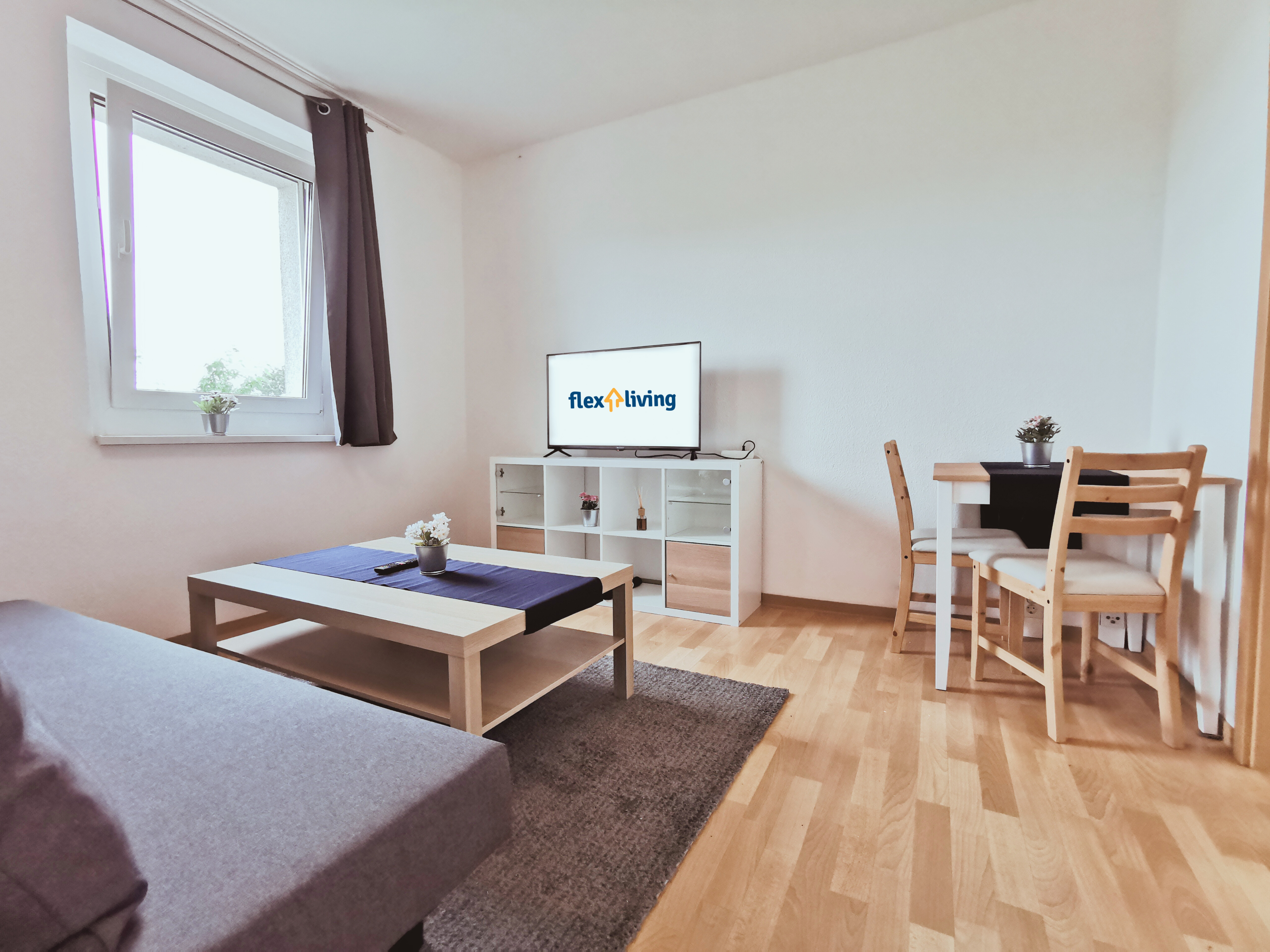 Monteurzimmer: Wohnzimmer - flex living -  Monteurwohnungen in Brandenburg