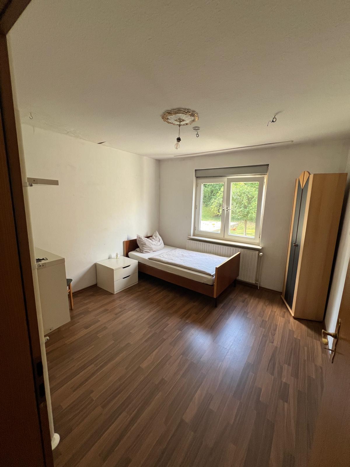 Monteurwohnung - Zimmertyp: Mehrbettzimmer - Hessen - Schlafzimmer mit 2 Einzelbetten  - ASX  TRUB 