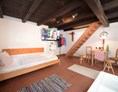 Monteurzimmer: Ansicht Doppelbett im Wohn-Schlafbereich - Gästehaus Nitsch