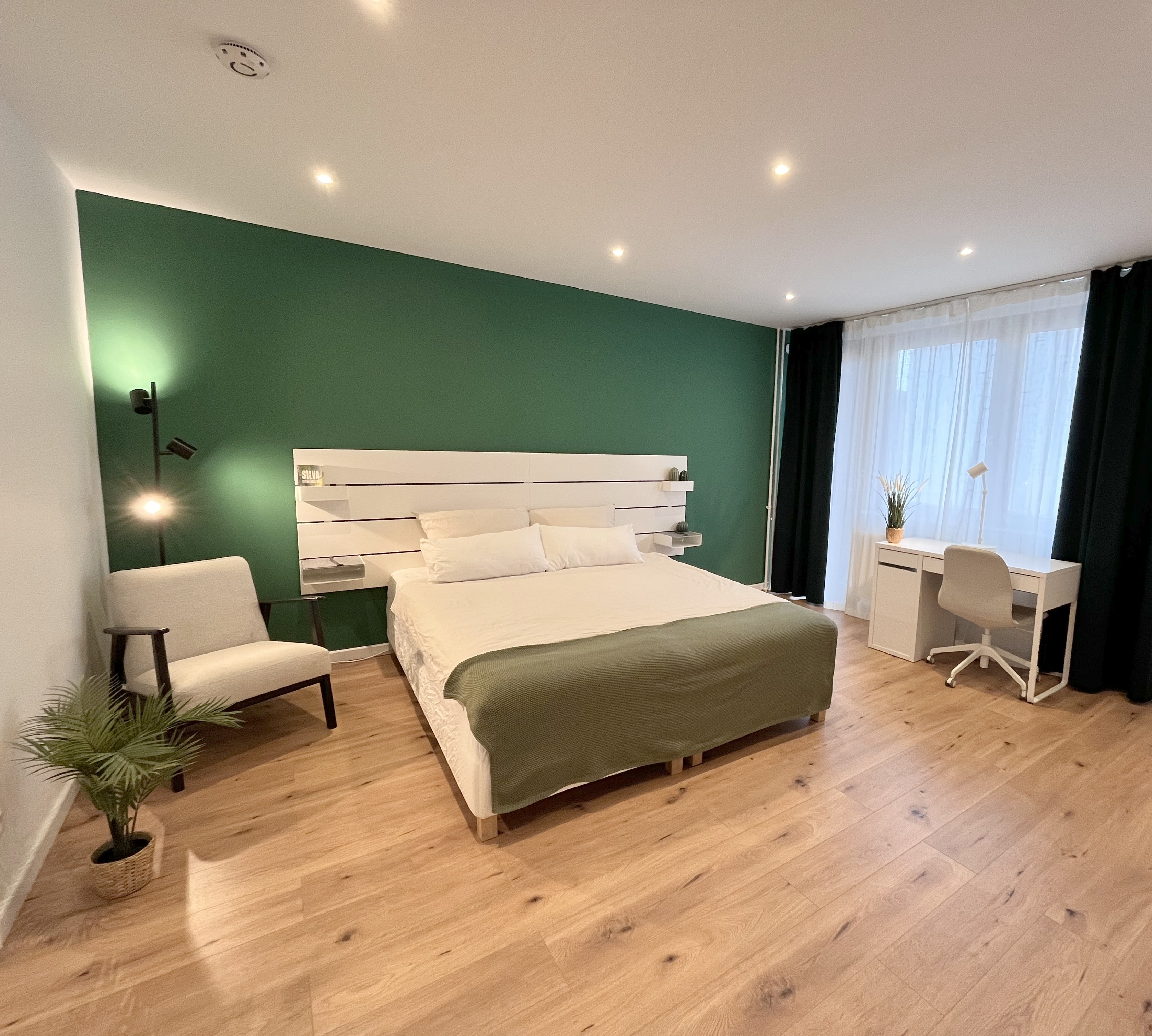 Monteurzimmer: 3-Zimmerwohnung Goldstadt Apartments