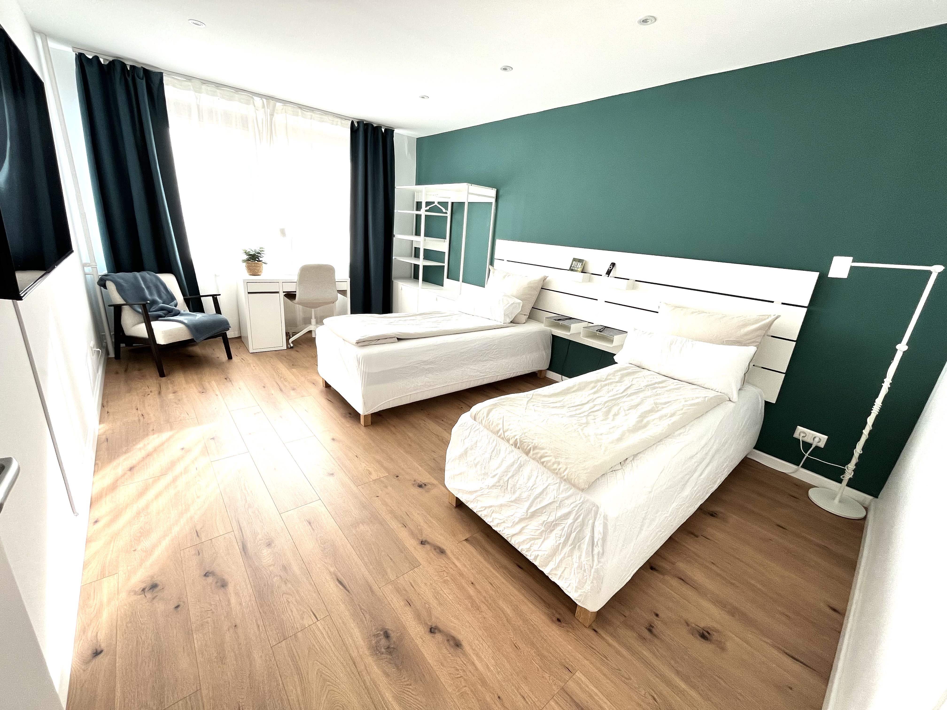 Monteurzimmer: 3-Zimmerwohnung Goldstadt Apartments