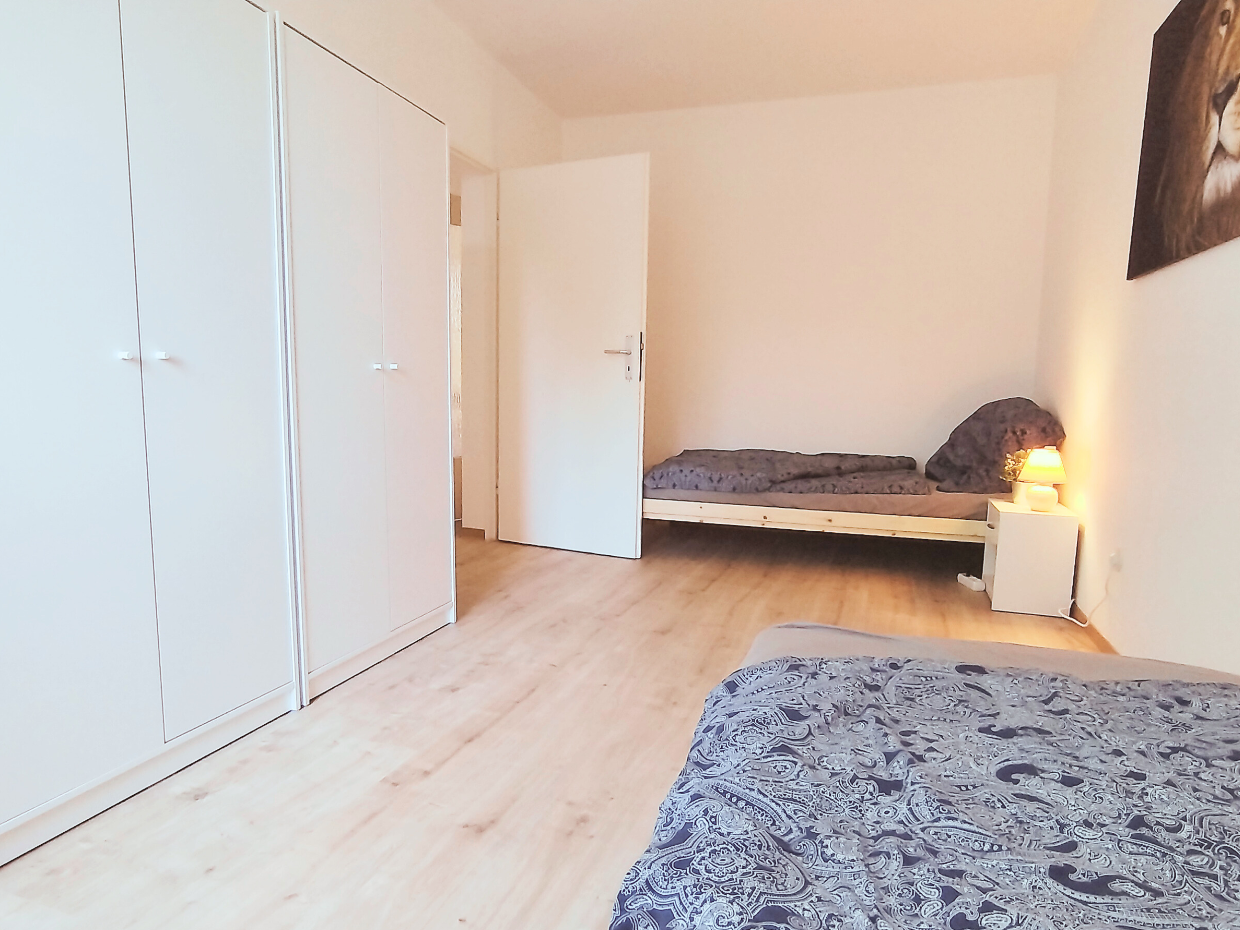 Monteurwohnung - Kaffeemaschine - Wilhelmshaven - Schlafzimmer - flex living -  Monteurwohnungen in Wilhelmshaven