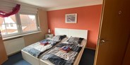 Monteurwohnung - Stuttgart / Kurpfalz / Odenwald ... - Doppelzimmer mit Einzelbett, Fernseher, Wifi bzw. Wlan, Kühlschrank Dusche und WC - Pension Vanessa Kronau