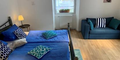 Monteurwohnung - PLZ 79312 (Deutschland) - Schlafzimmer 3 - Monteurwohnung Elfriede - Küche - TV - 2 Parkplätze - 2 Bäder