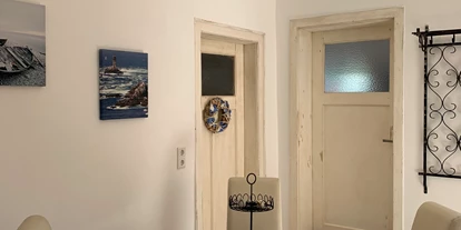 Monteurwohnung - PLZ 79312 (Deutschland) - Essbereich - Monteurwohnung Elfriede - Küche - TV - 2 Parkplätze - 2 Bäder