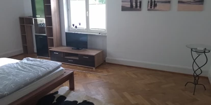 Monteurwohnung - Zimmertyp: Doppelzimmer - Häusern (Landkreis Waldshut) - Zimmer 1 - Tanja Scholzen