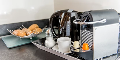 Monteurwohnung - PLZ 69469 (Deutschland) - Für Hobbyköche und Selbstversorger perfekt eingerichtete Küchen mit Nespresso-Automat, Wasserkocher, Toaster, Kühlschrank, Herd. - Günstige Unterkünfte mit Top-Qualität - Apartmenthaus & Ferienwohnungen