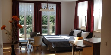 Monteurwohnung - Zwickau - Wohn- und Schlafraum - Ferienwohnung zum Entspannen