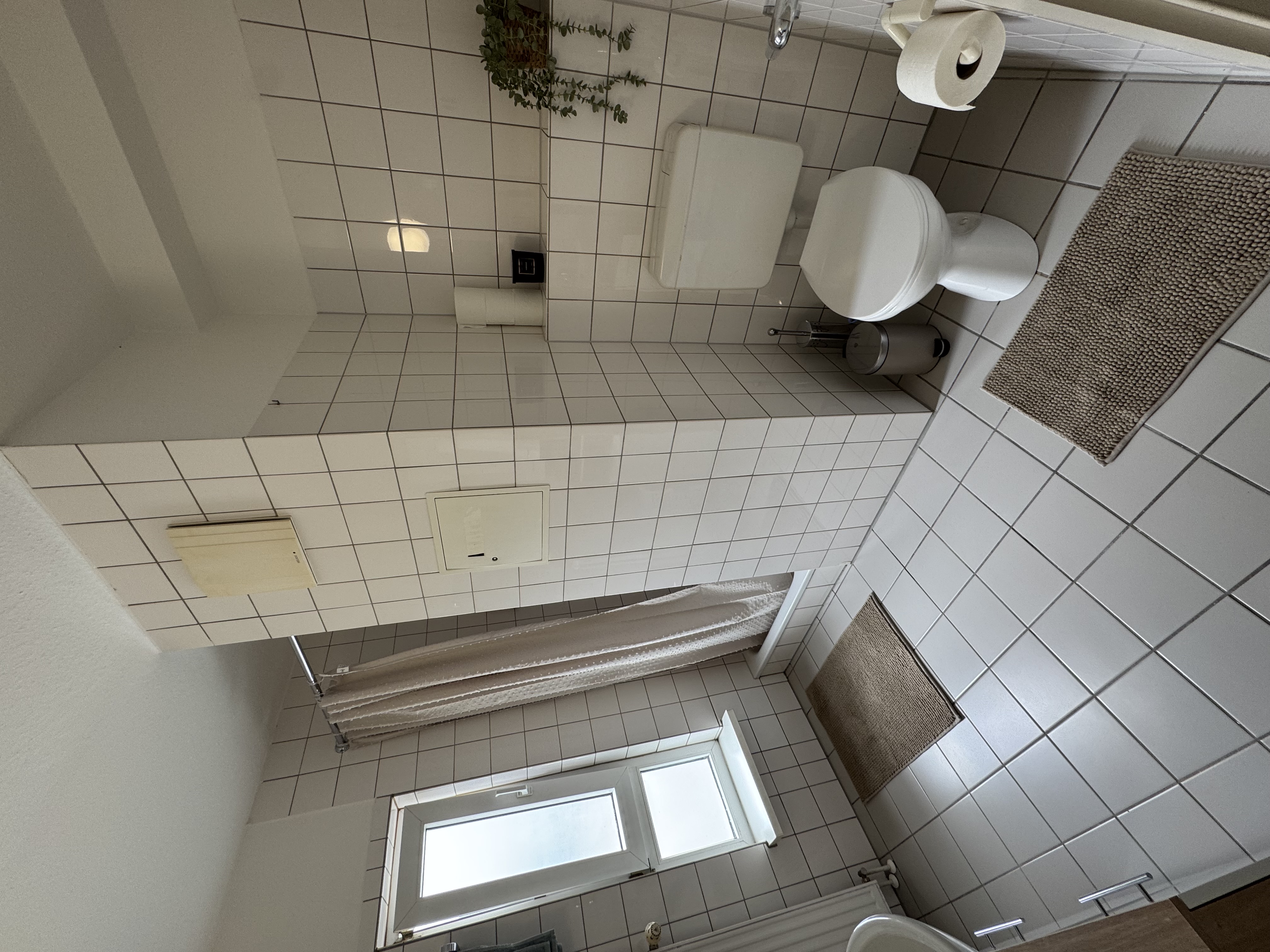 Monteurzimmer: Möblierte Wohnung in zentraler Lage