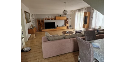 Monteurwohnung - Bettwäsche: Bettwäsche gegen Gebühr - Deutschland - Wohnzimmer - Fewo Heimathafen