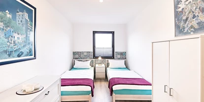 Monteurwohnung - Hund erlaubt - Schleswig-Holstein - Zimmer 1- zwei Einzelbetten - Monteurzimmer Flensburg