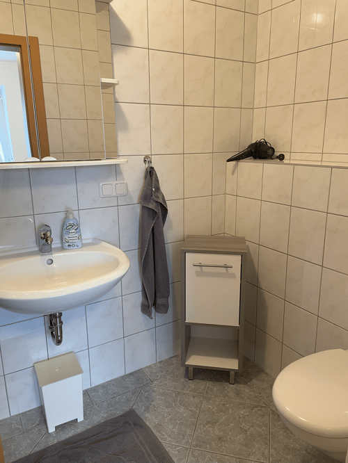 Monteurzimmer: FewoDeg - Monteurzimmer Fahrnhammer